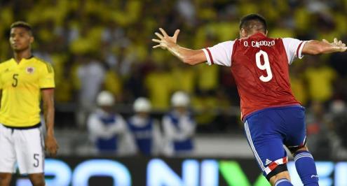 بالفيديو.. باراجواي تقهر كولومبيا في الوقت القاتل وتؤجل تأهلها للمونديال